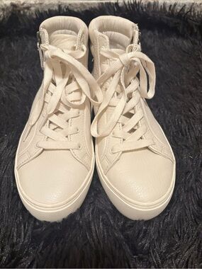 UGG - Women's Cream High-Top Lace-Up Sneakers - Sleek Everyday Style